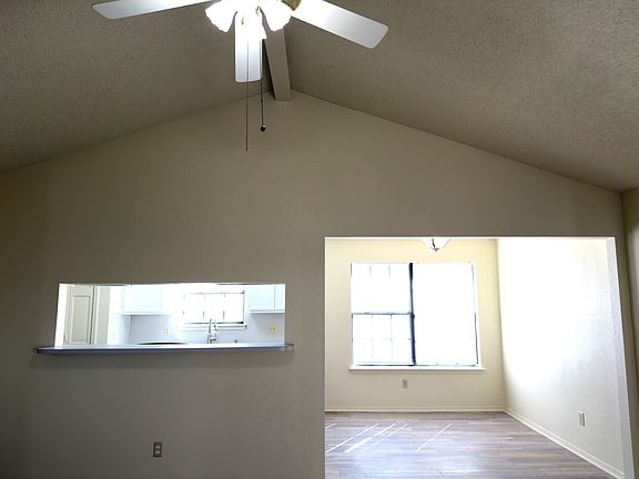 5th image of 9364 S 93rd East Ave