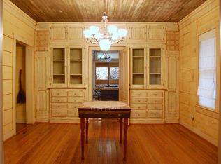 203 N Rusk St, Fayetteville, TX 78940