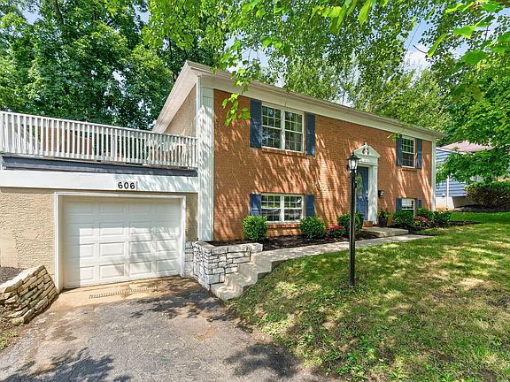 2nd image of 606 Woodsfield Dr