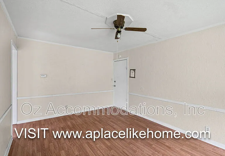 563 S Ash Ave #3 — Photo 7