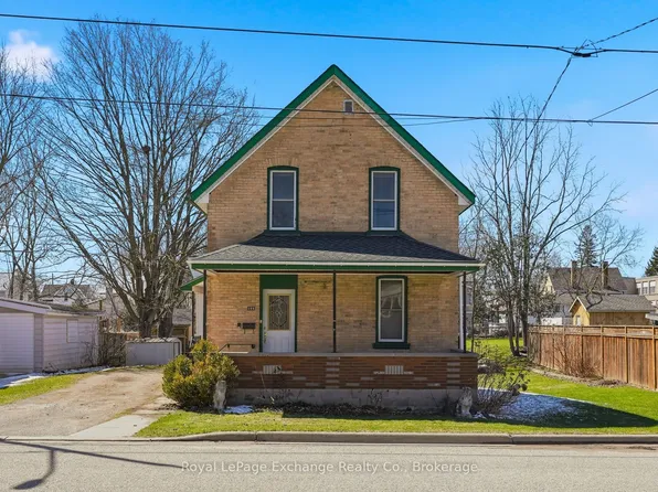 588 11th Ave, Hanover, ON N4N 2S6