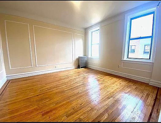 4th image of 179 Linden Blvd #J6