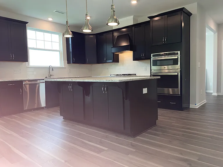 312 Anton Way — Photo 2