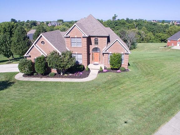 3rd image of 112 Mallard Dr