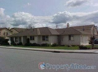 1471 Hilltop Rd, Hollister, CA