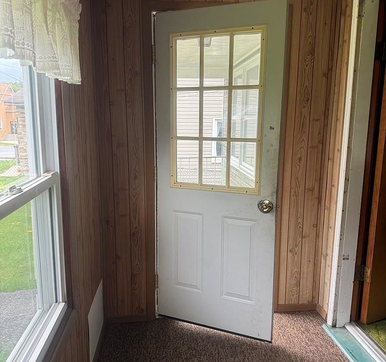 104143 Lloyd St, Nanty Glo, PA 15943 Zillow