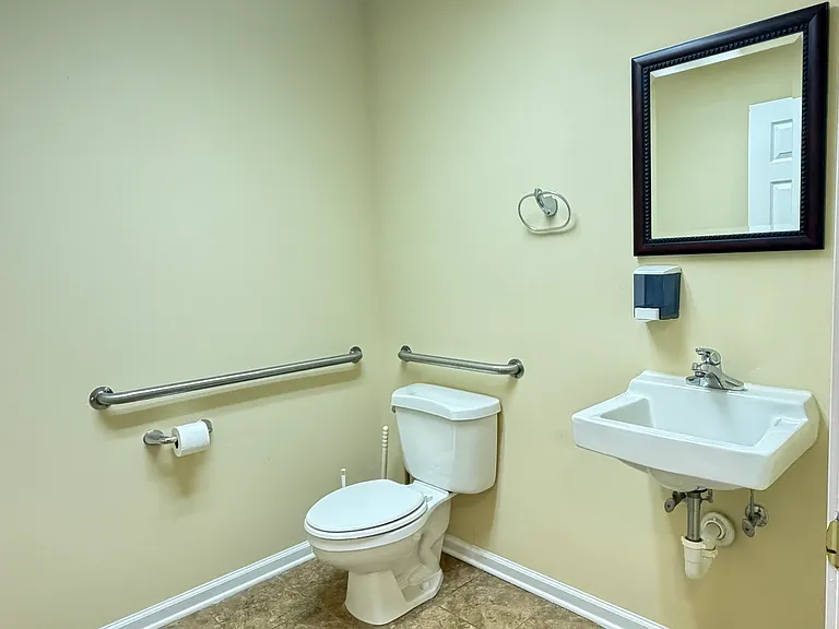 Clean, accessible bathroom.