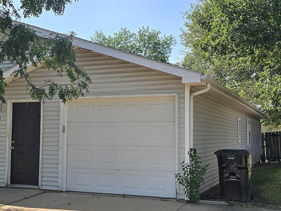 1st image of 752 Faith Dr Unit 746-748-754