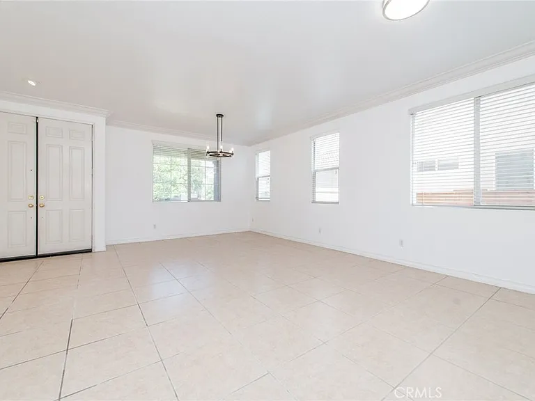 6915 Cedar Creek Rd — Photo 11