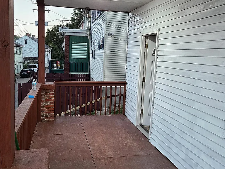 39 Prospect St — Photo 3