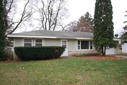 1st image of 209 Breezy Point Dr