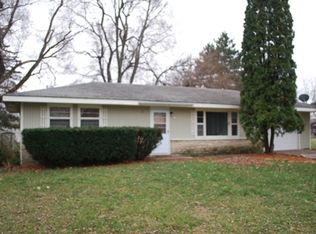 209 Breezy Point Dr, Pardeeville, WI 53954