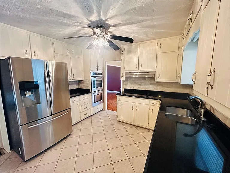 2100 Old Forge Way — Photo 4