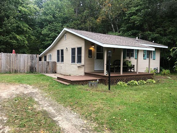 2nd image of 5576 Dowling St