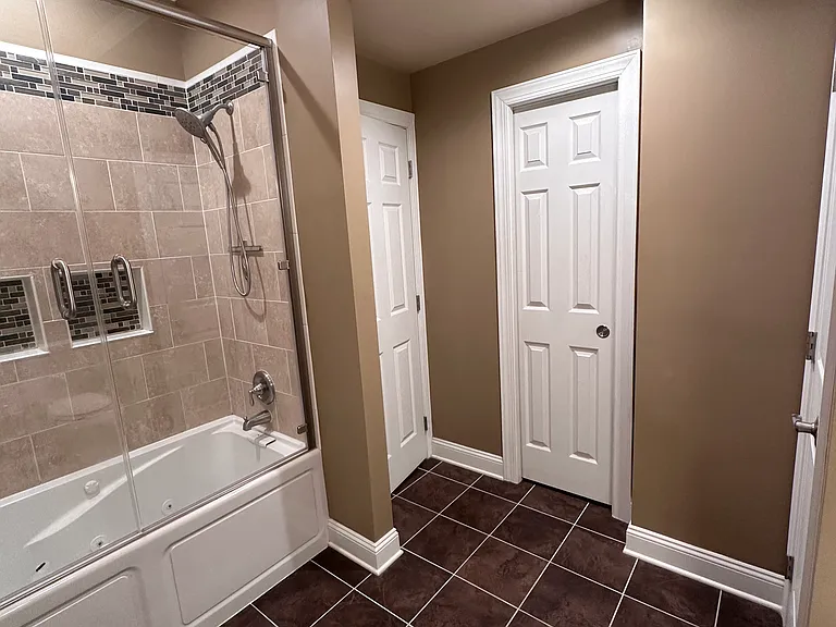 56 Summit Ct — Photo 14