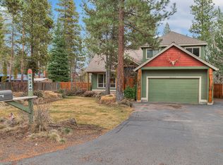 56340 Solar Dr, Bend, OR 97707
