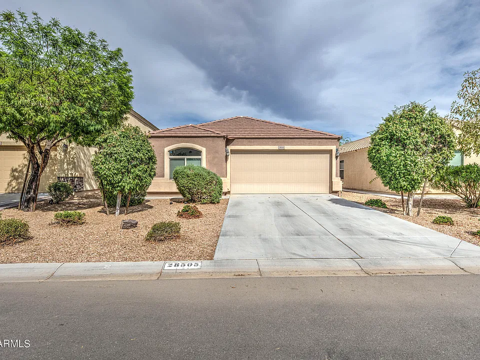 28505 N Moonstone Way