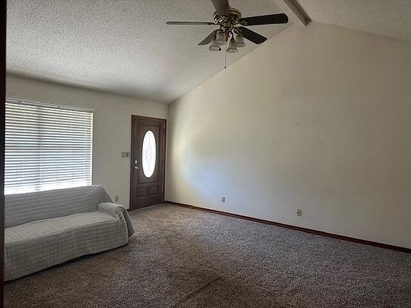 4th image of 1501 Hide A Way Ln