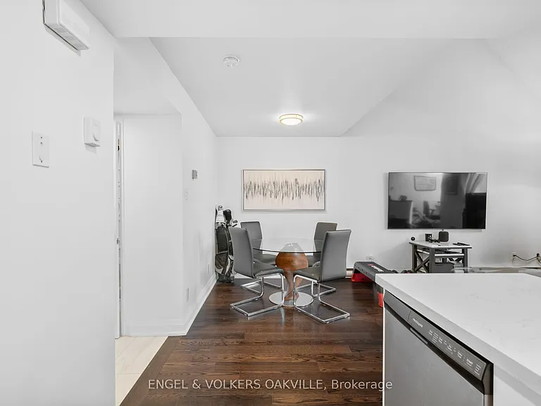 100 Bronte Rd #416 — Photo 13
