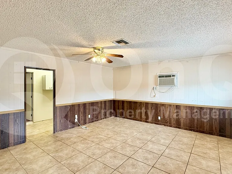 5625 W Campo Bello Dr — Photo 5