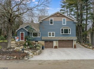31 Brook Rd, Hewitt, NJ 07421