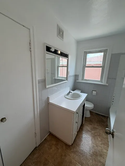 312 Highland Avenue, Fort Erie, Ontario, L2A2X9 — Photo 2