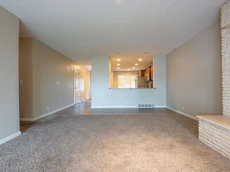 11808 William St — Photo 17