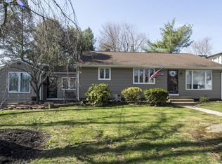31 Campbell Dr, Eatontown, NJ 07724