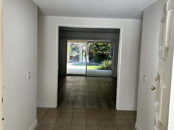 3rd image of 336 Camino Del Sol