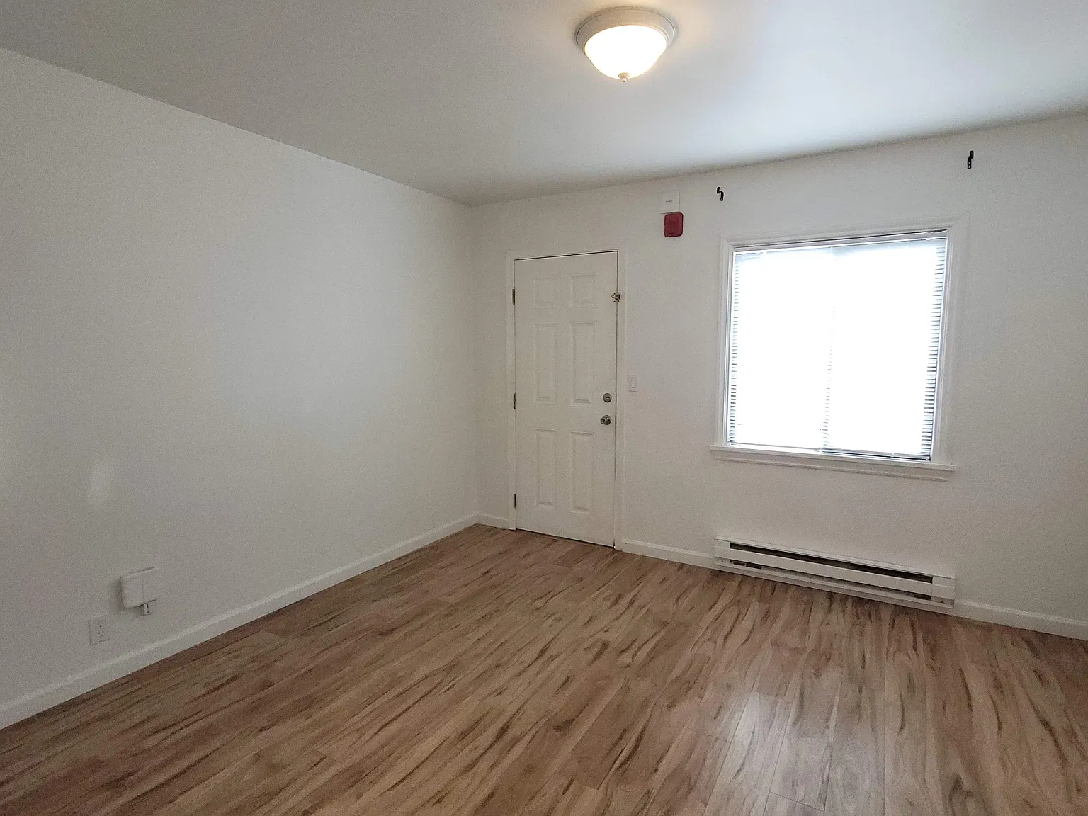 2909 E Highway 101 — Photo 3