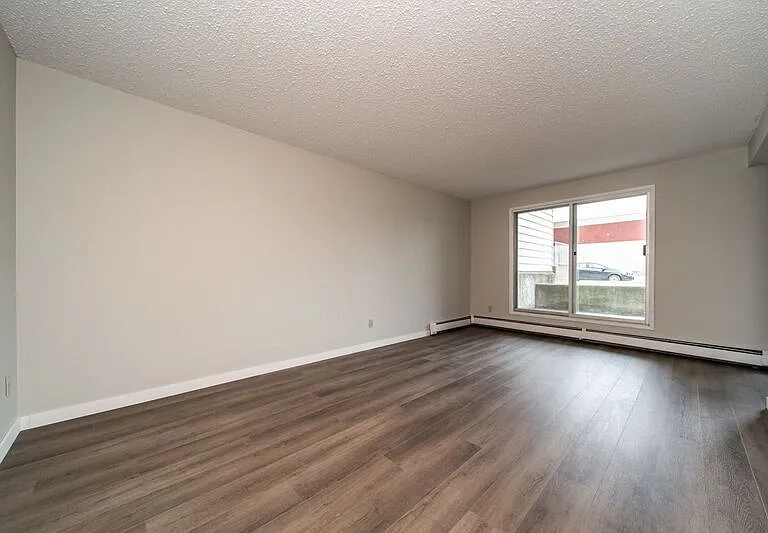 14404 88a St NW #205/109 — Photo 5