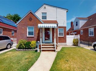 9013 220th St, Queens Village, NY 11428