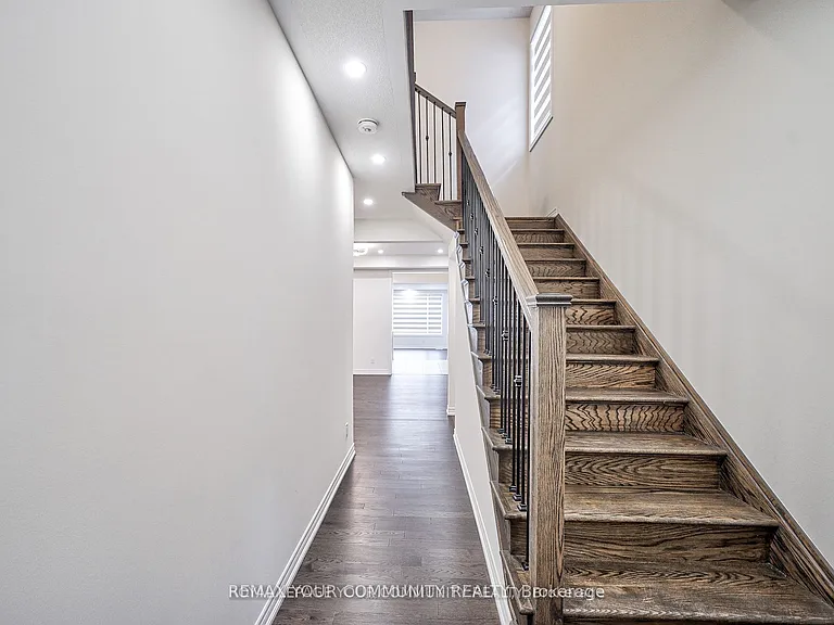 118 Broadacre Dr — Photo 9