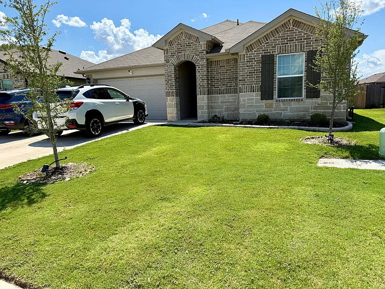 541 Chaco Loop — Photo 1