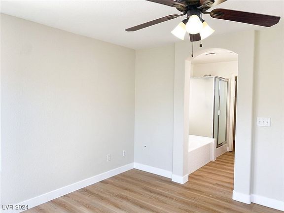 4th image of 10185 Tait St