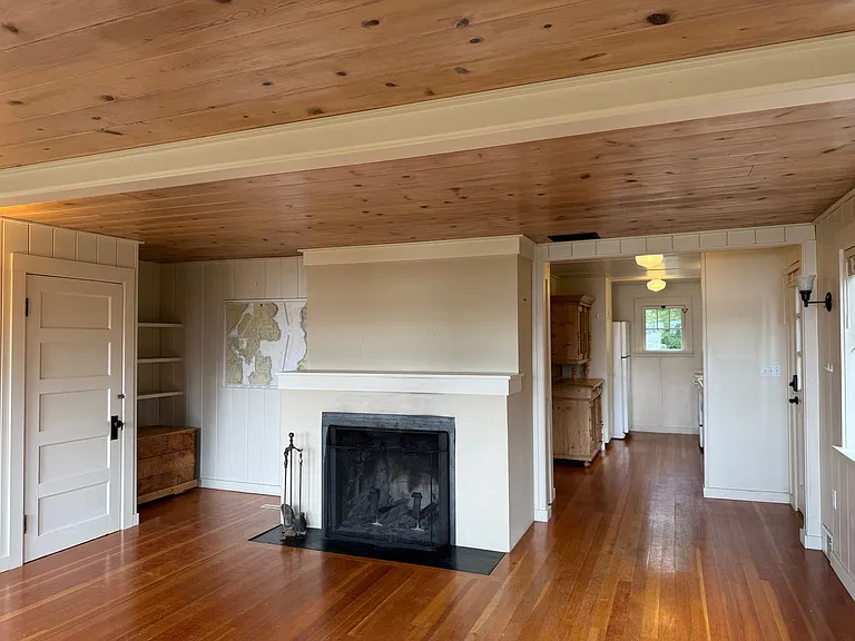 8709 NE Seaview Ave — Photo 15