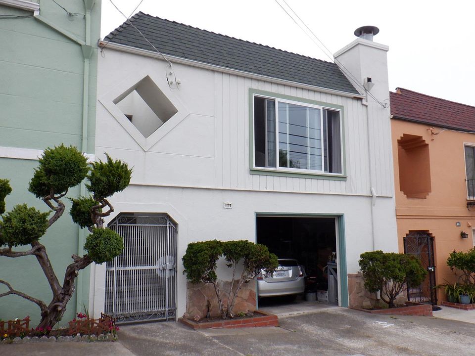 1st image of 265 1st Ave