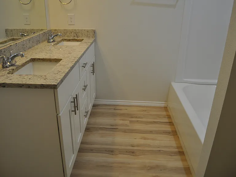 2344 Murphy Ct — Photo 15