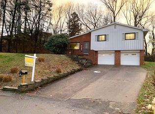 15 Saint Joseph Dr, Pittsburgh, PA 15209