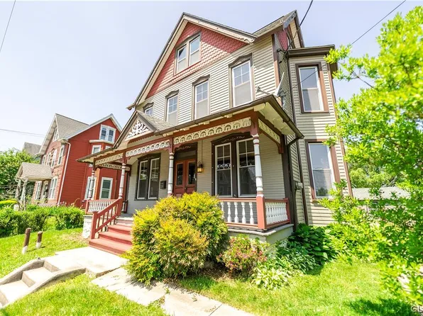 324 W State St, Hamburg, PA 19526