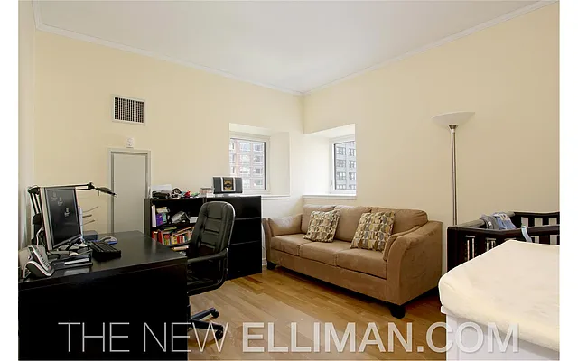 Sold by Douglas Elliman | media 16