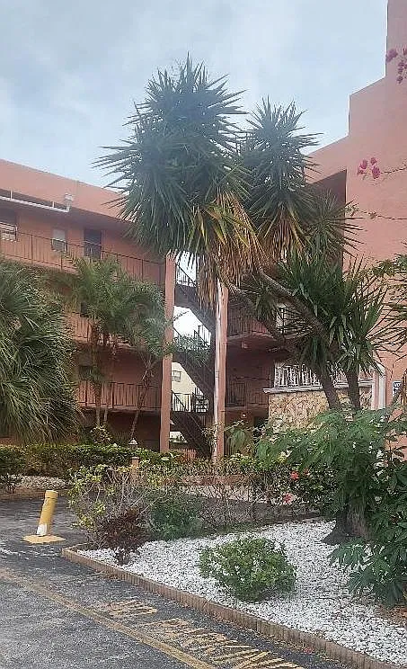 2 bed, 1150 sqft, $1,550 — Photo 1