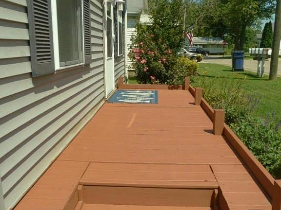 4th image of 13543 Clark St NE