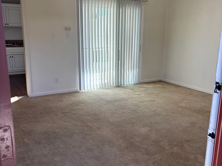 760 Earlham St #8 — Photo 1