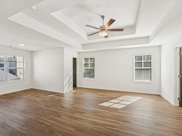 Quinn Residences at Dorchester Place — Photo 111
