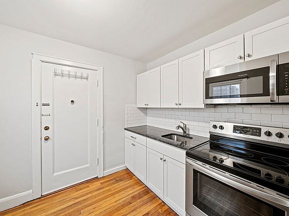 3rd image of 195 Thomas Burgin Pkwy Unit 501