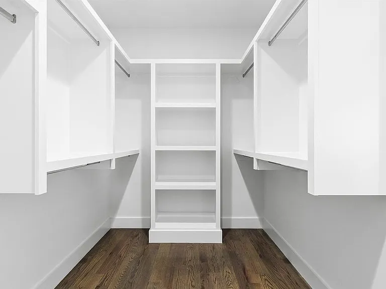 902 Archer St — Photo 5