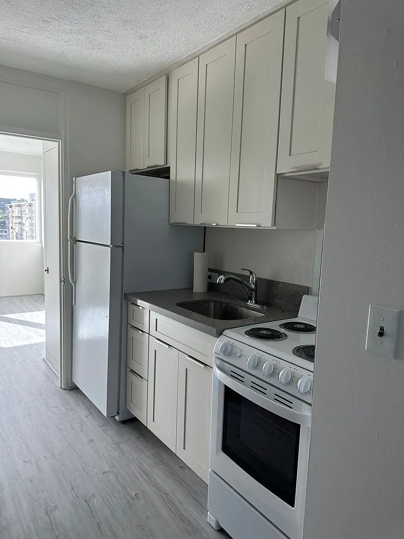 Building Photo - 1710 Makiki St #706