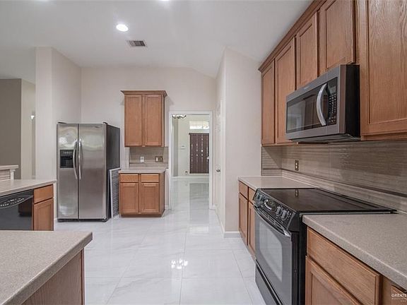 4th image of 4301 Santa Inez St