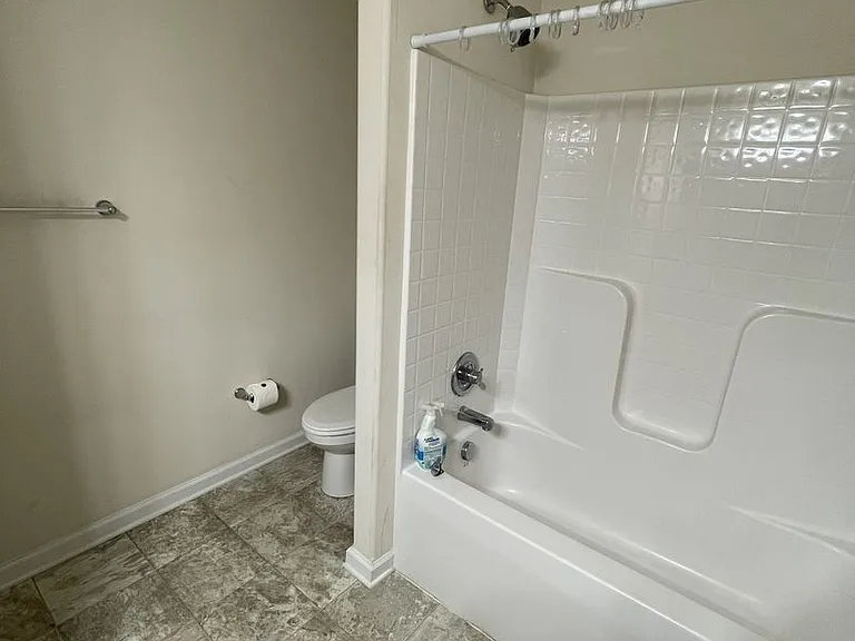 2913 Seven Kings Ct — Photo 34
